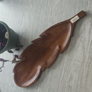 NEW wooden feather cutting board centerpiece
